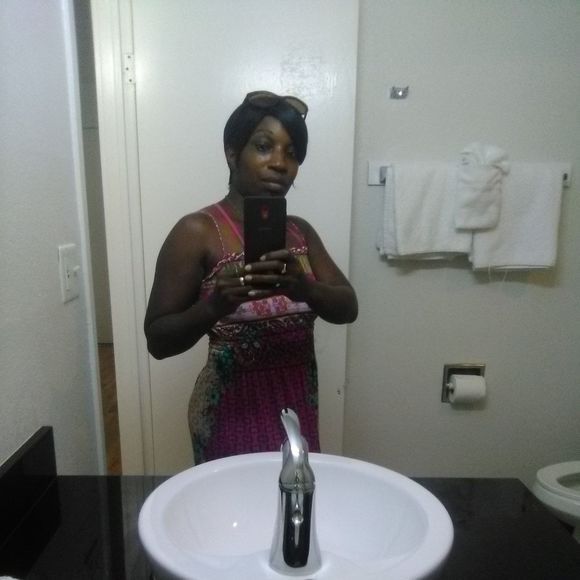 Meet the Posher Other - Meet your Posher, Nicole